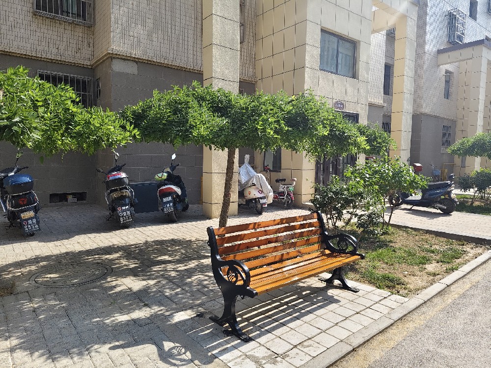 共治共建|撤除旧椅添新椅，共筑幸福家园